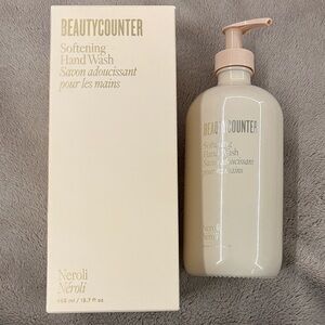Beautycounter Softening Hand Wash - 465ml /15.7oz